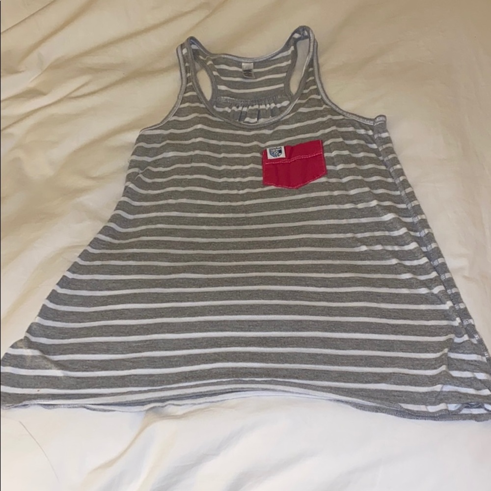 Stripe tank top with pink pocket